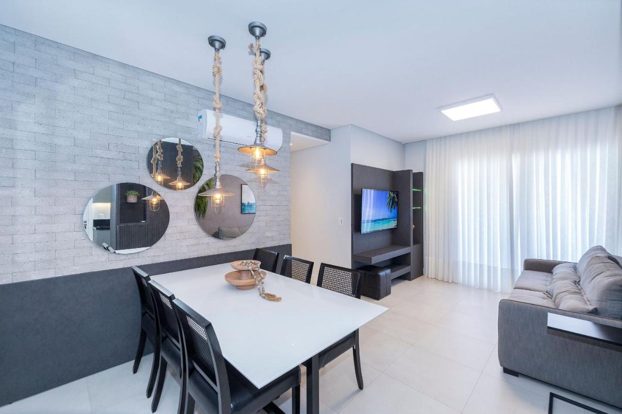 Adra 301 - Apartamento No Centro De Bombinhas - Rooftop Com Piscina E Academia - A Poucos Metros Da Praia - المظهر الخارجي الصورة