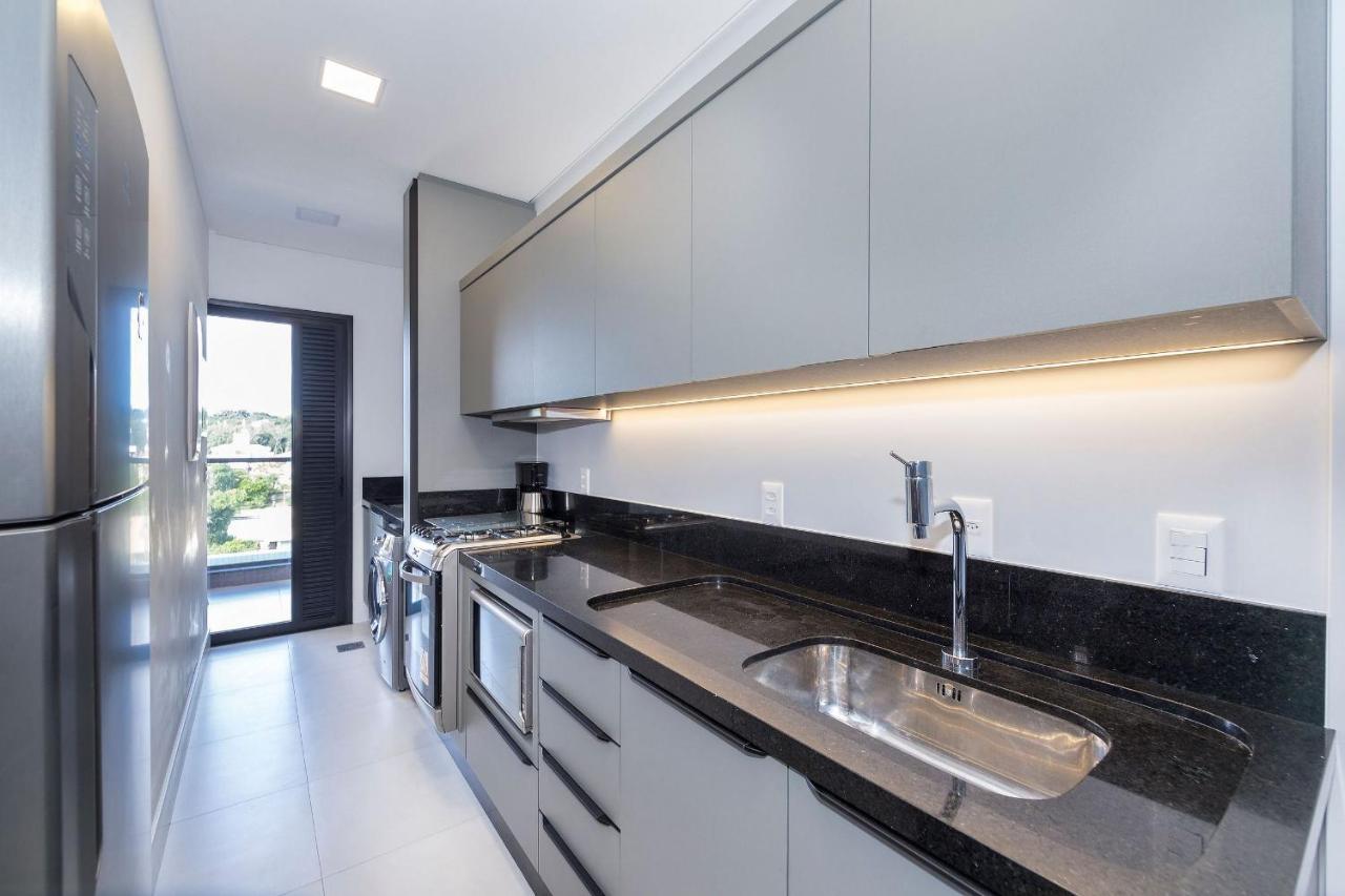 Adra 301 - Apartamento No Centro De Bombinhas - Rooftop Com Piscina E Academia - A Poucos Metros Da Praia - المظهر الخارجي الصورة