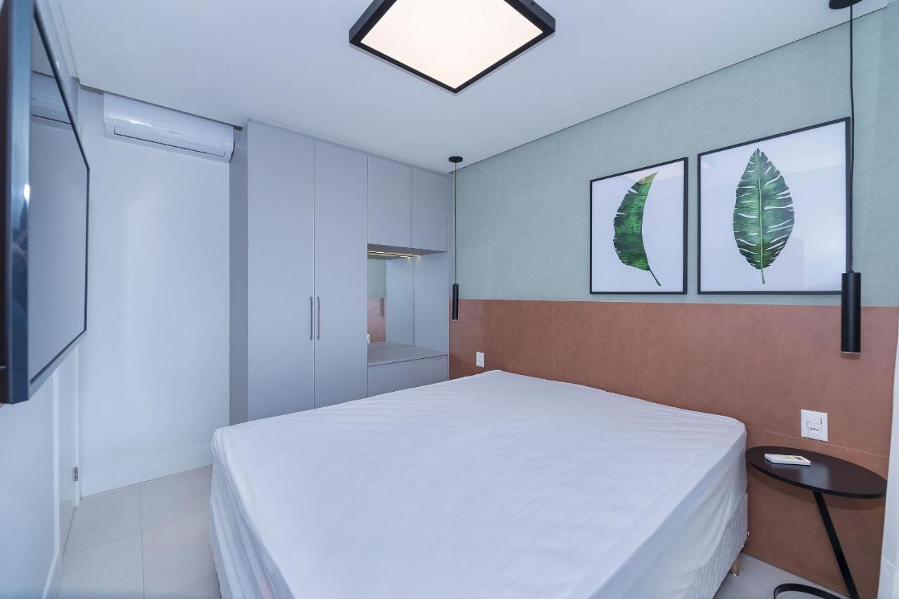 Adra 301 - Apartamento No Centro De Bombinhas - Rooftop Com Piscina E Academia - A Poucos Metros Da Praia - المظهر الخارجي الصورة