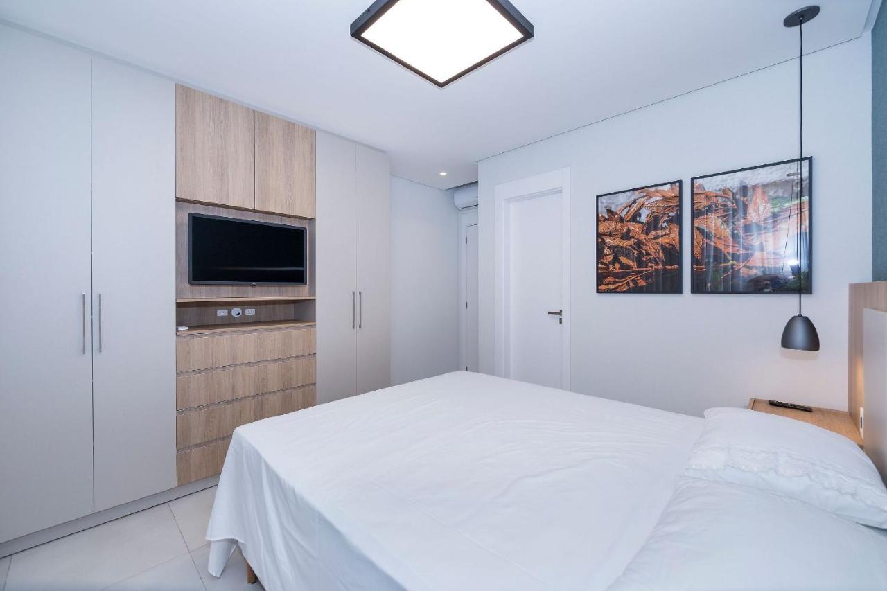 Adra 301 - Apartamento No Centro De Bombinhas - Rooftop Com Piscina E Academia - A Poucos Metros Da Praia - المظهر الخارجي الصورة